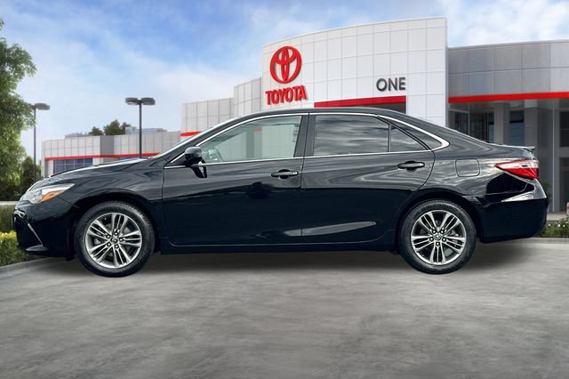 Used 2017 Toyota Camry SE FWD image 9