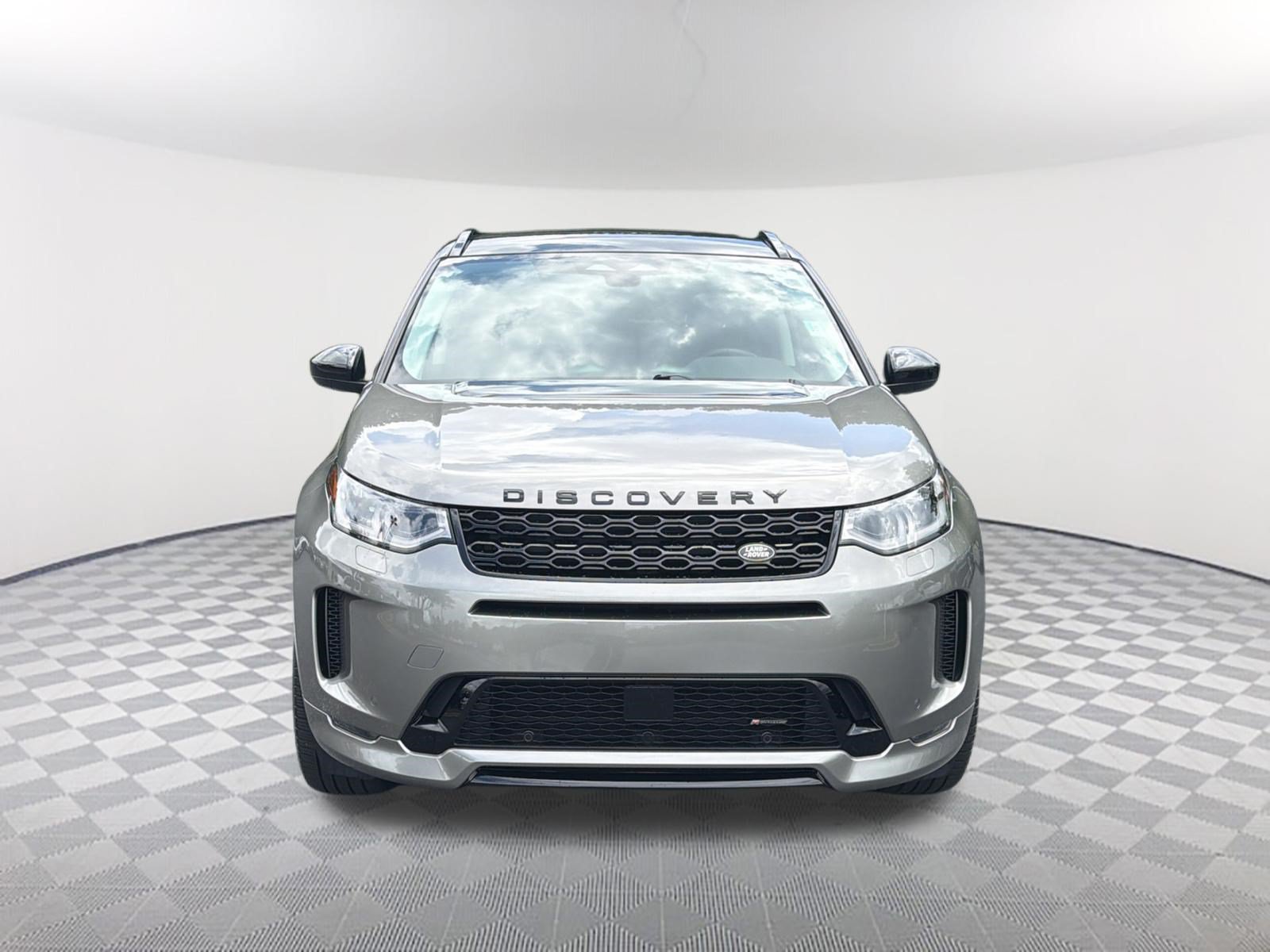 Used 2022 Land Rover Discovery Sport SE R-Dynamic AWD/4WD image 2