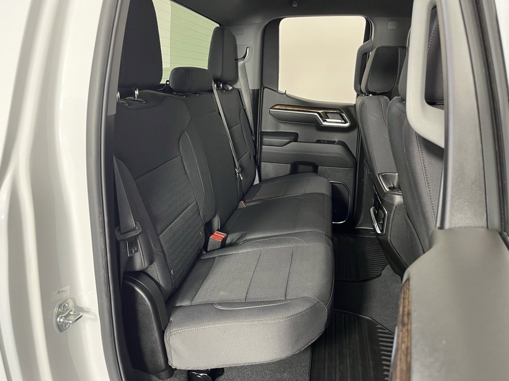 Used 2025 GMC Sierra 1500 Elevation image 33