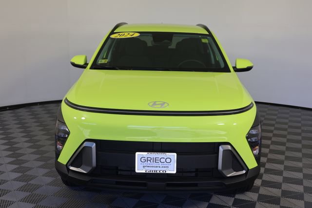 Certified 2024 Hyundai Kona SEL image 3