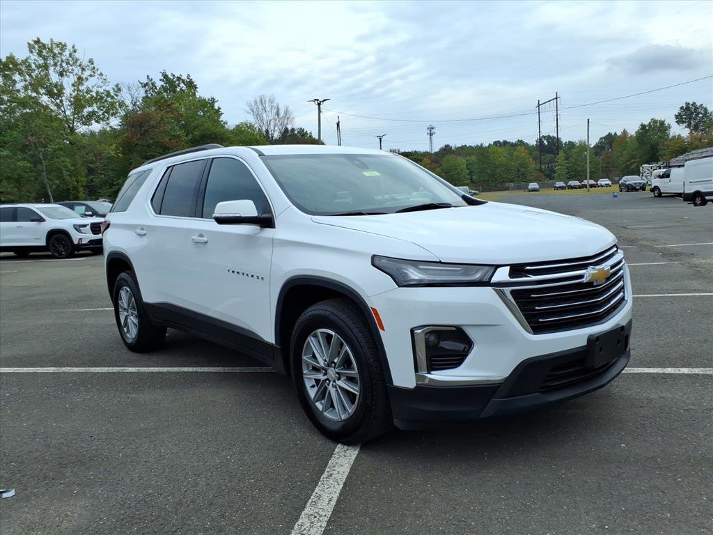 Used 2023 Chevrolet Traverse LT w/ LPO, Floor Liner Package