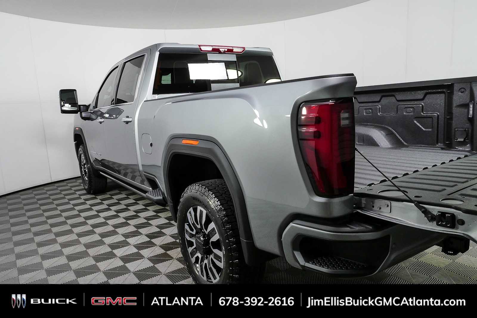New 2026 GMC Sierra 2500 Denali Ultimate AWD/4WD image 32