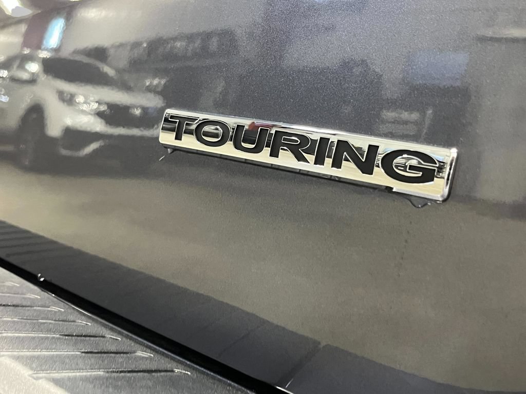 New 2026 Honda Odyssey Touring image 10