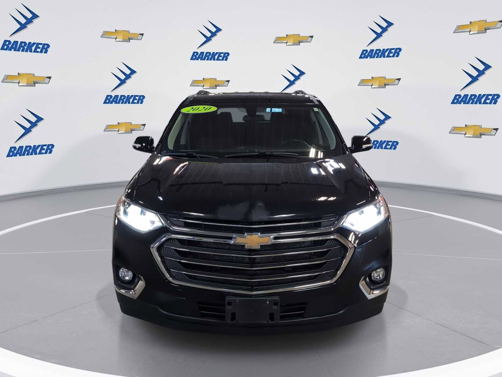 Used 2020 Chevrolet Traverse LT image 3