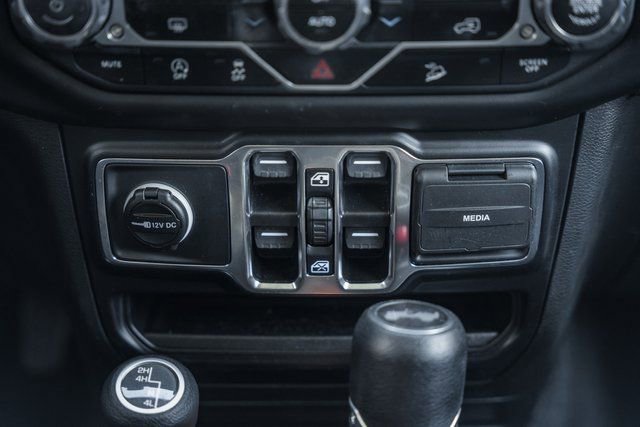 Used 2021 Jeep Wrangler Unlimited Sport image 31