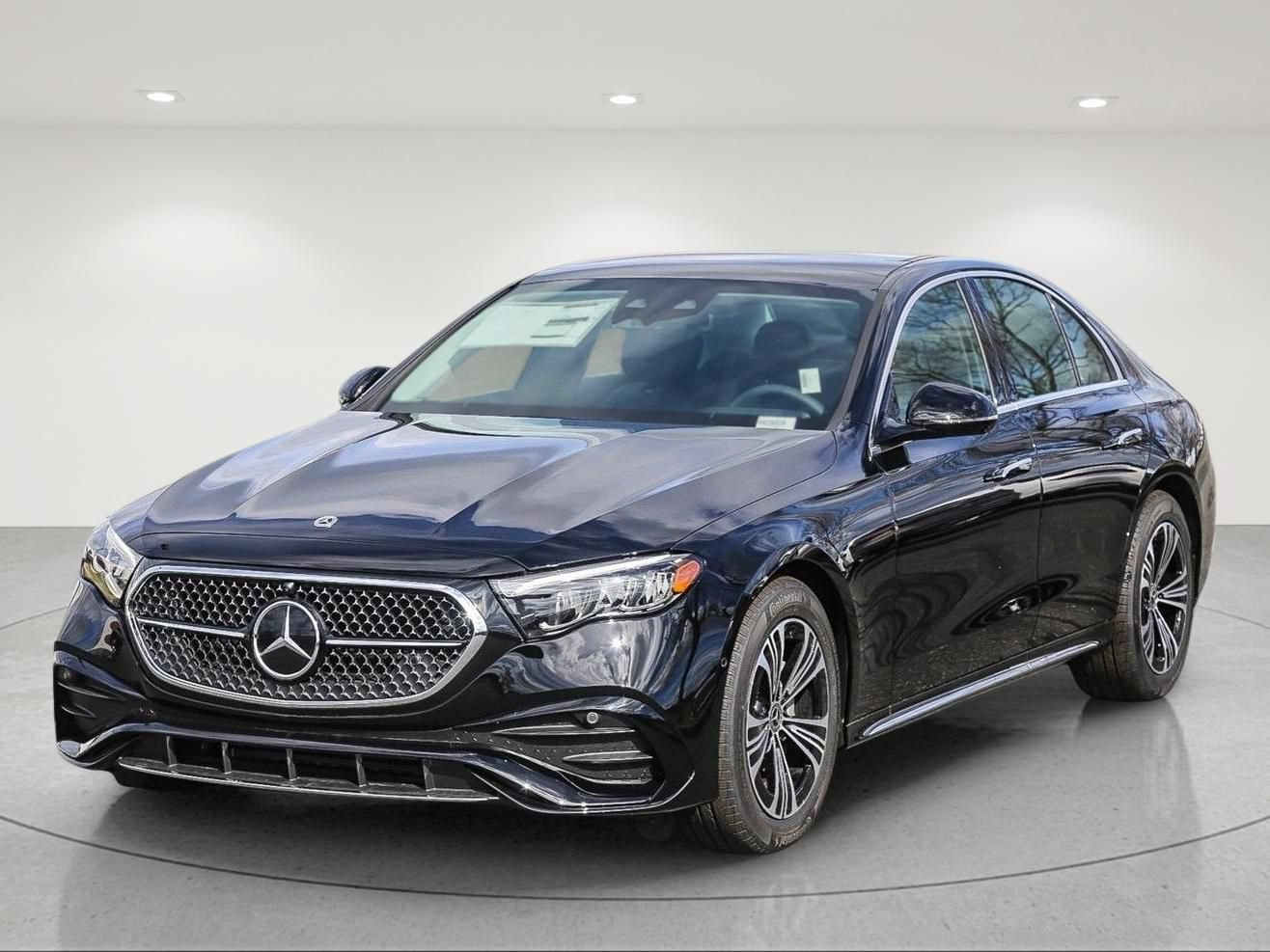 New 2024 Mercedes-Benz E 350 4MATIC Sedan image 2