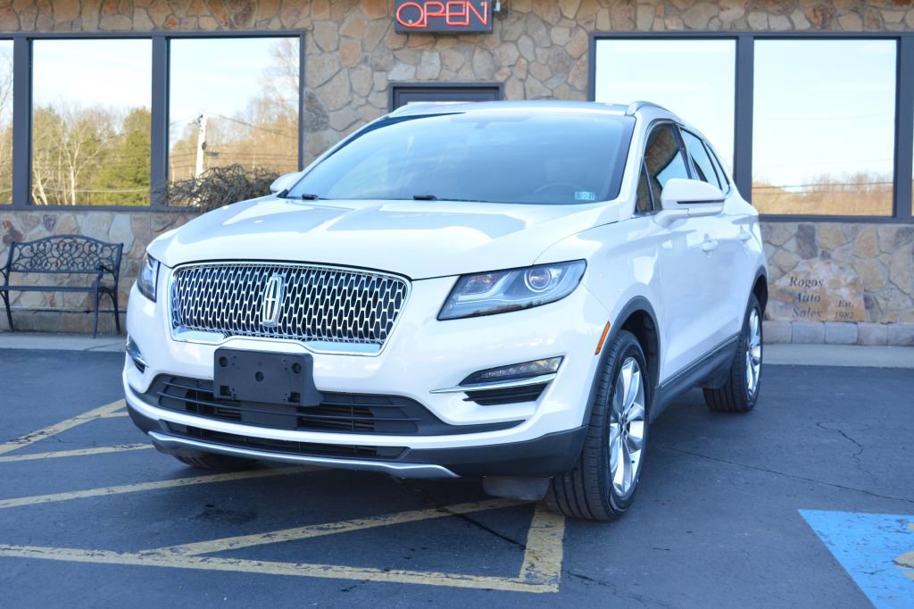 Used 2019 Lincoln MKC Select w/ Select Plus Package AWD/4WD image 1
