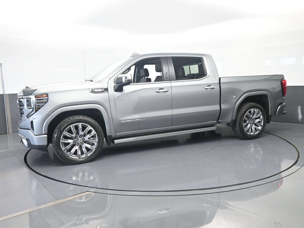 Used 2023 GMC Sierra 1500 Denali AWD/4WD image 2