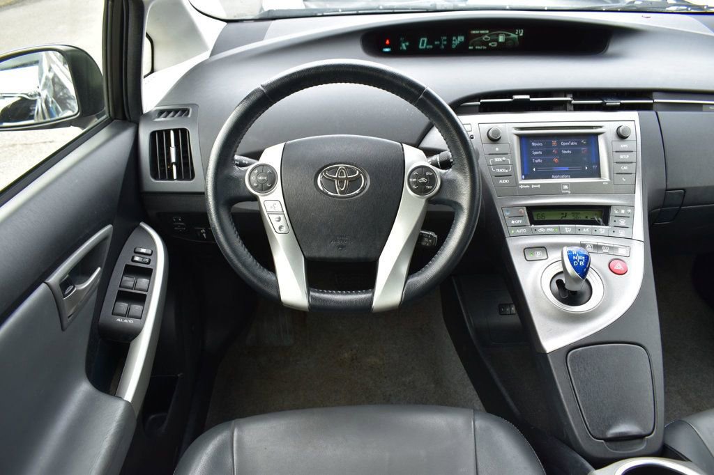Used 2013 Toyota Prius Four FWD image 25