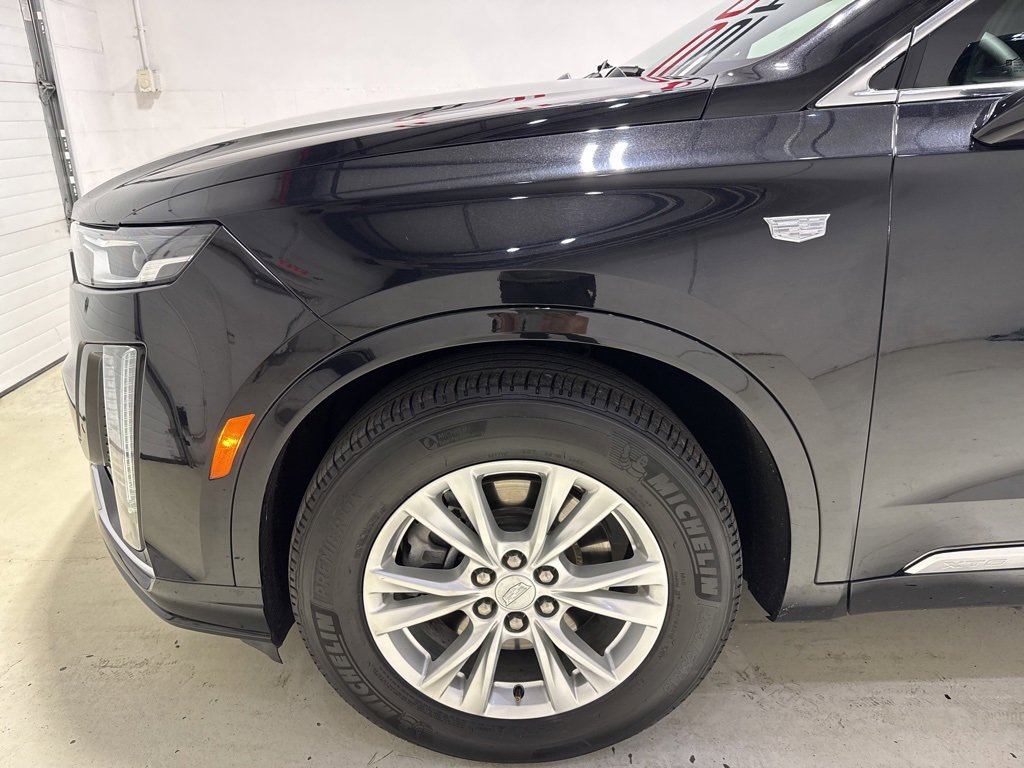 Used 2023 Cadillac XT6 Luxury image 7