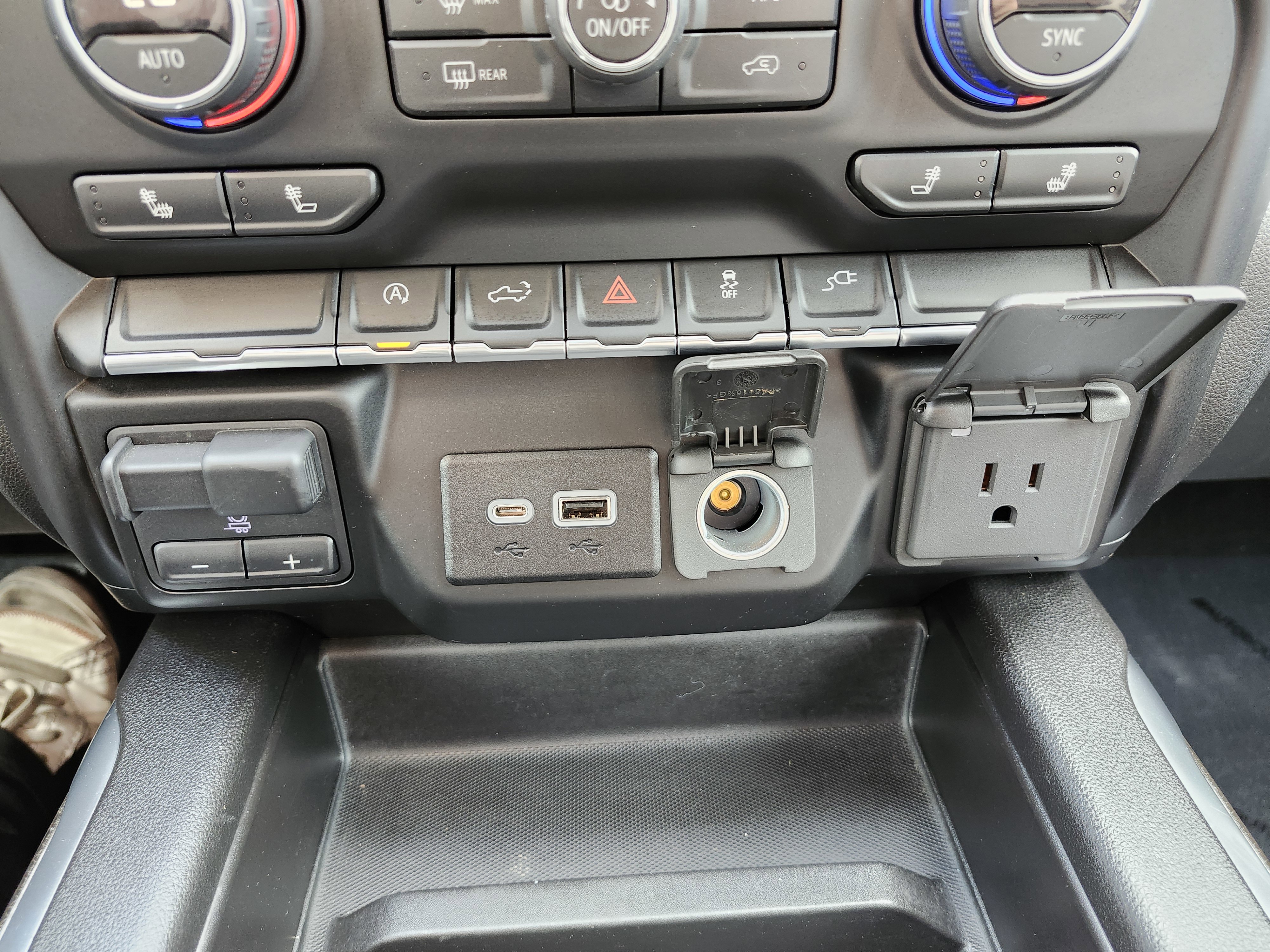 Used 2019 Chevrolet Silverado 1500 RST w/ All-Star Edition image 34