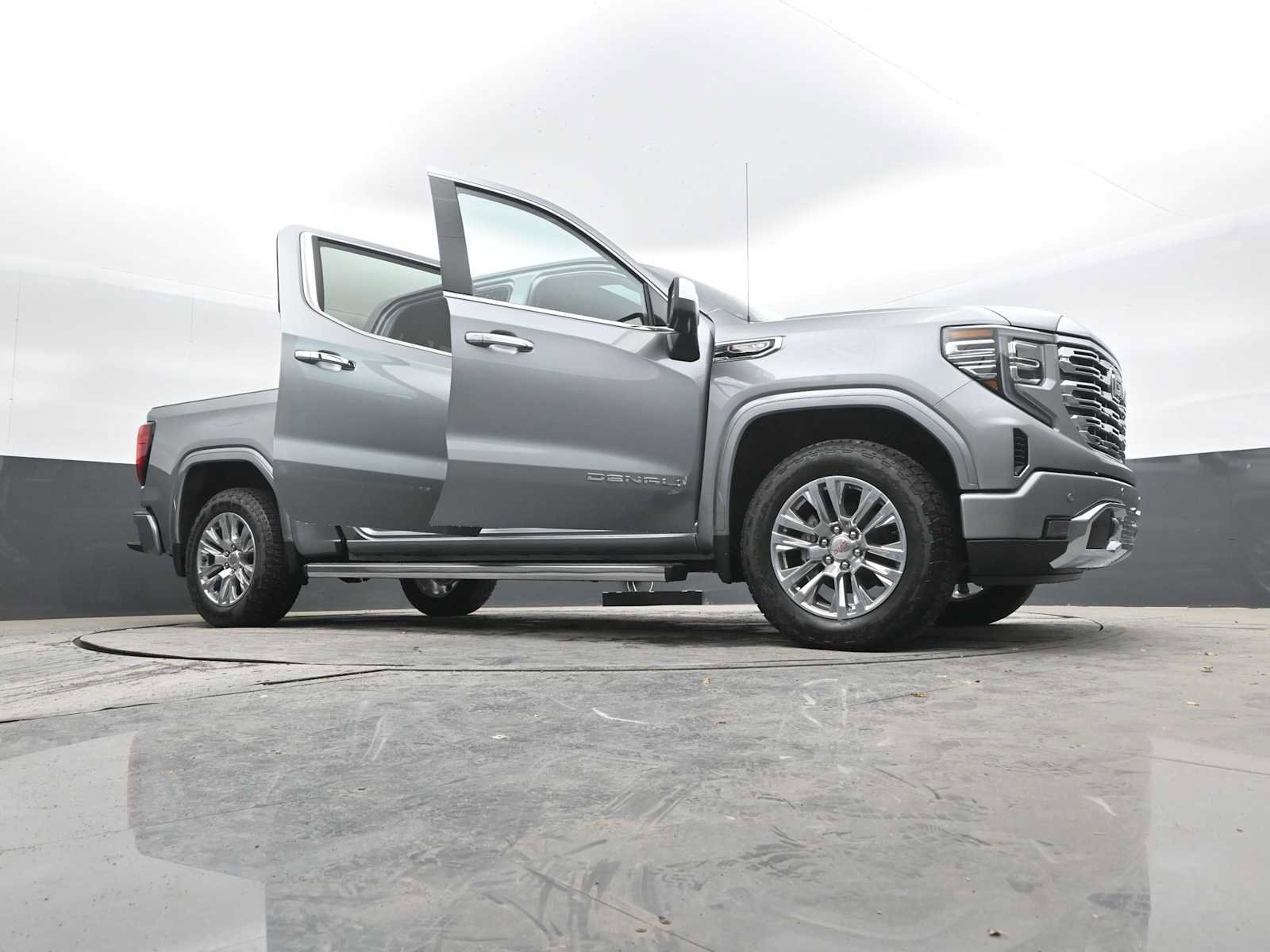 New 2026 GMC Sierra 1500 Denali w/ Technology Package image 45