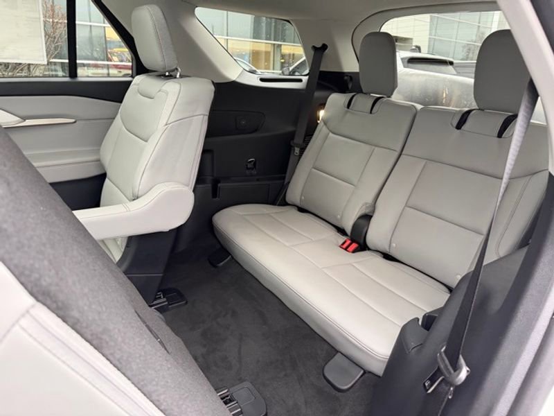 New 2026 Ford Explorer Active image 22