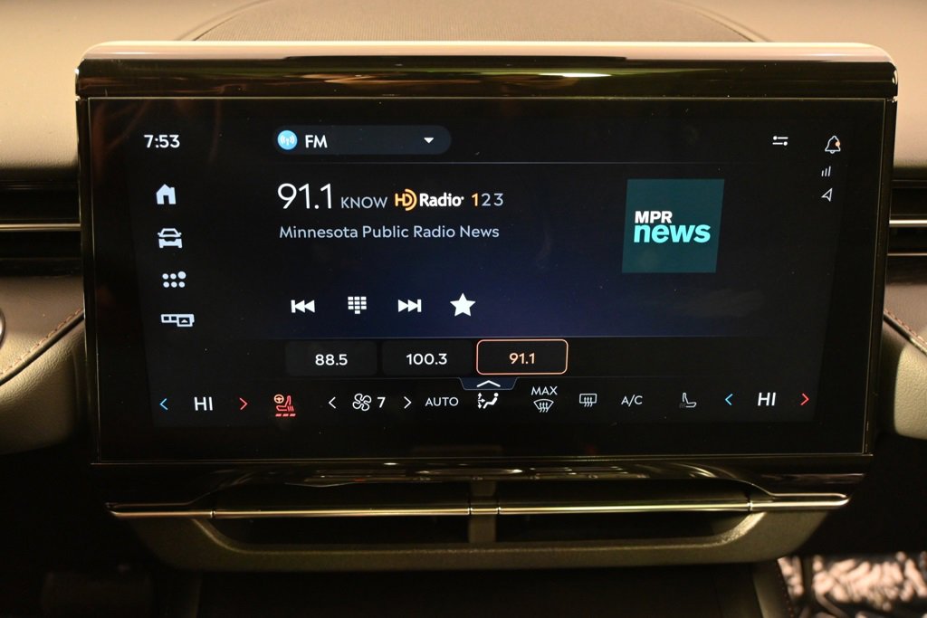 New 2026 Lincoln Nautilus Reserve w/ Jet Appearance Package image 28