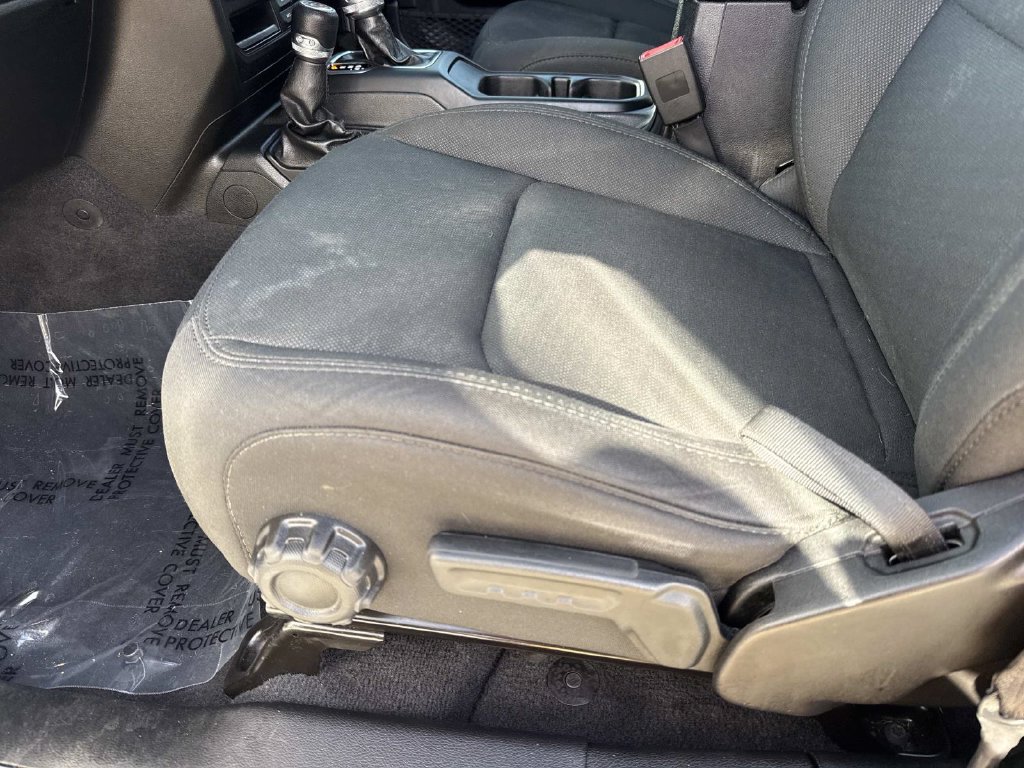 Used 2019 Jeep Wrangler Unlimited Sport S AWD/4WD image 25