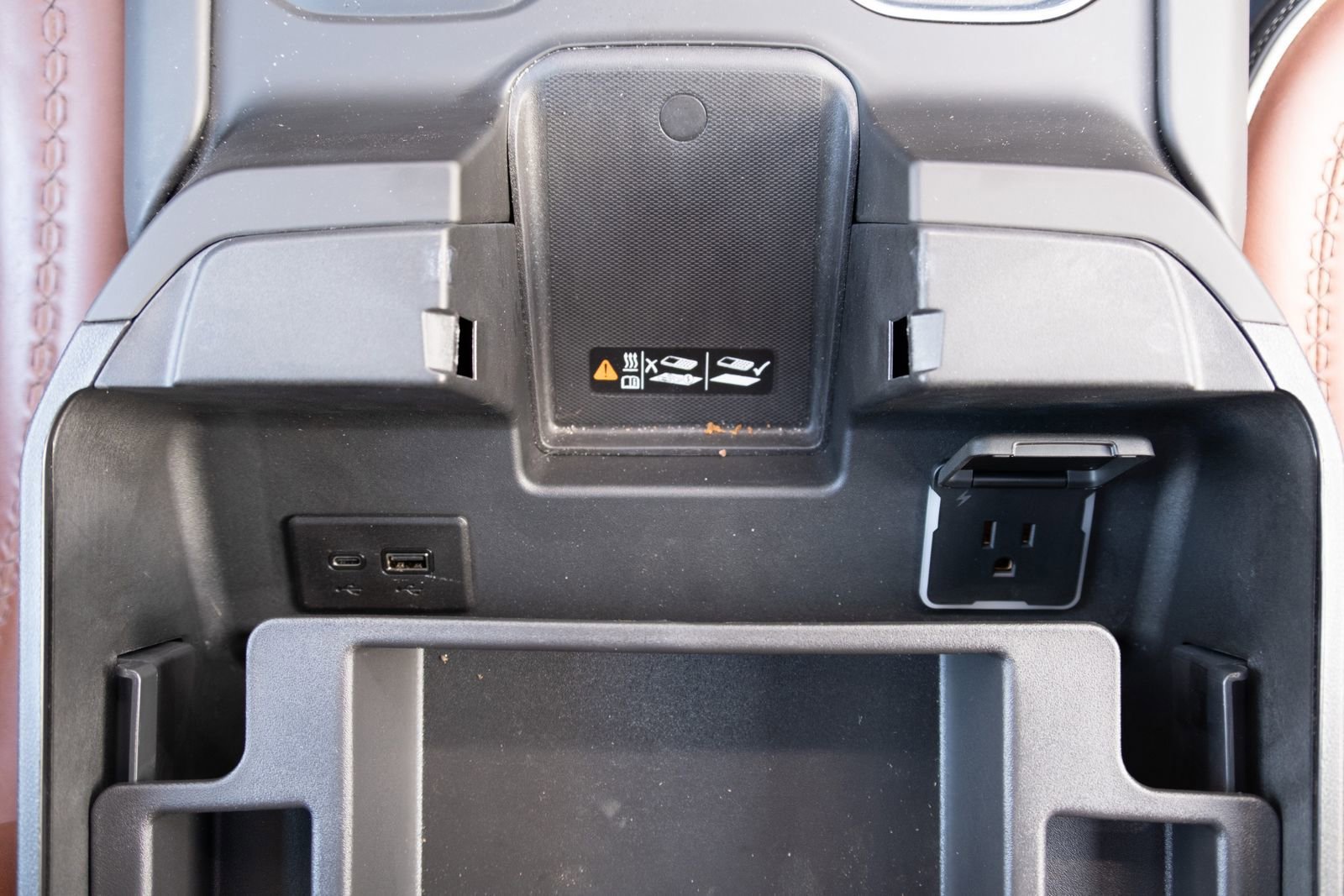 Used 2024 GMC Sierra 2500 Denali Ultimate w/ Max Trailering Package image 10