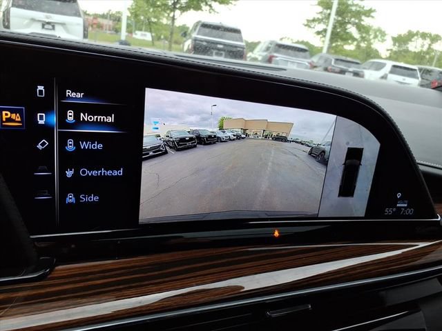 Used 2023 Cadillac Escalade Premium Luxury AWD/4WD image 32