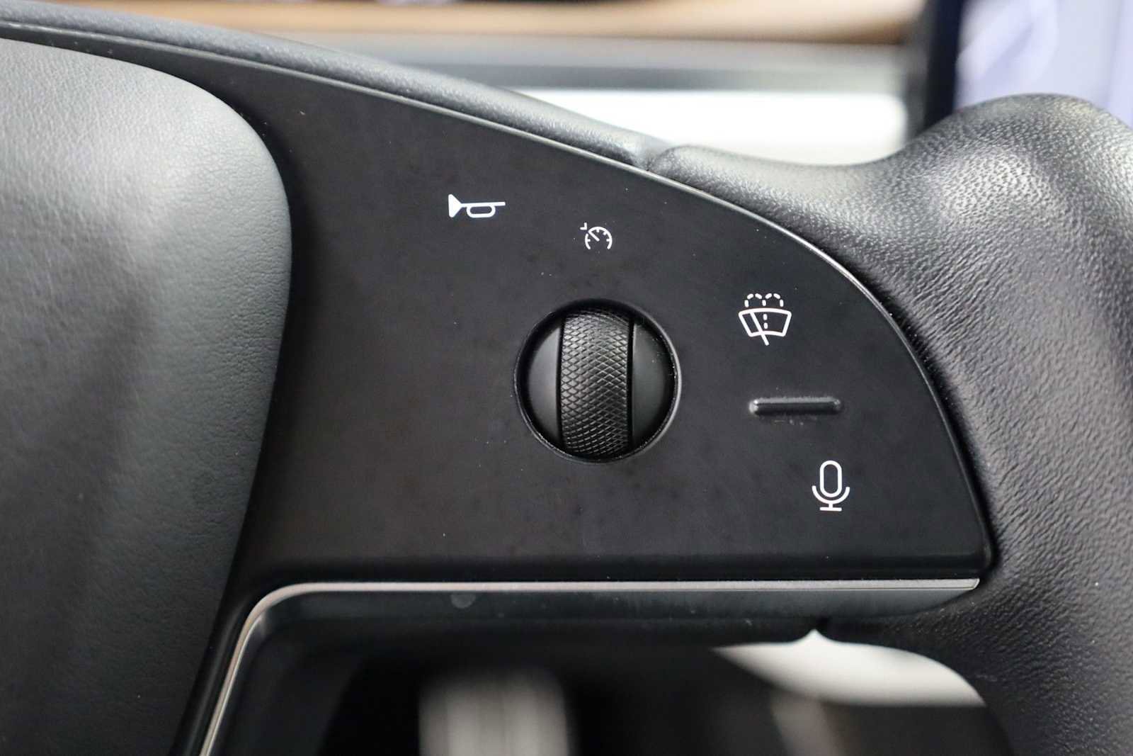 Used 2023 Tesla Model S image 25