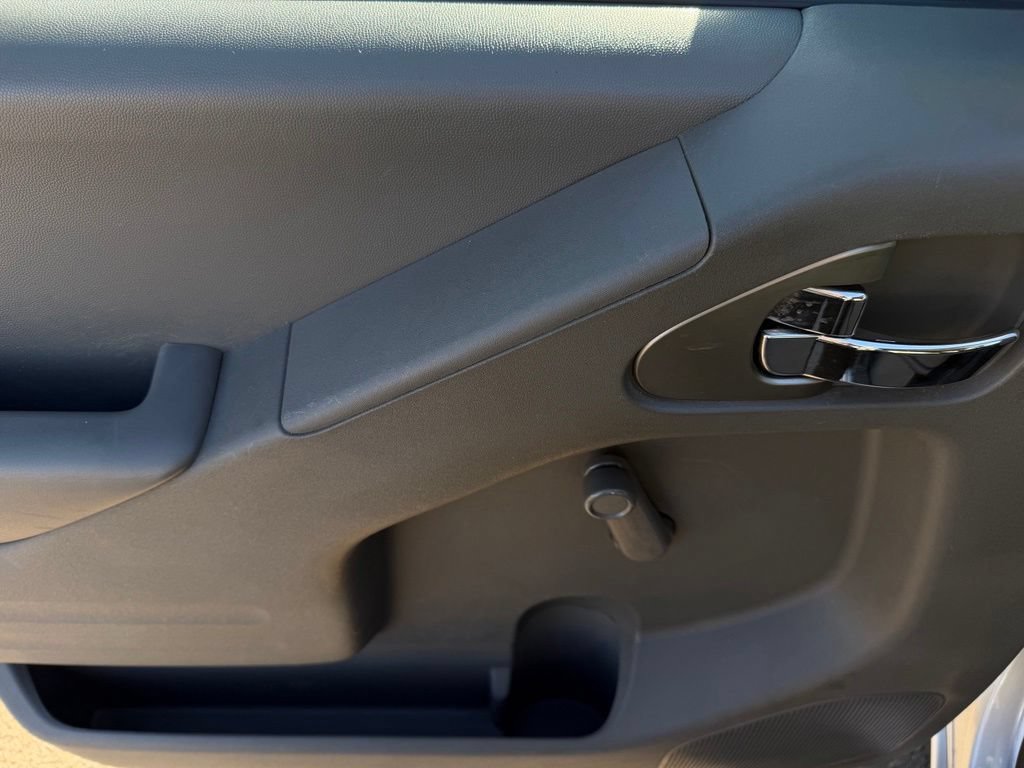 Used 2019 Nissan Frontier S RWD image 16