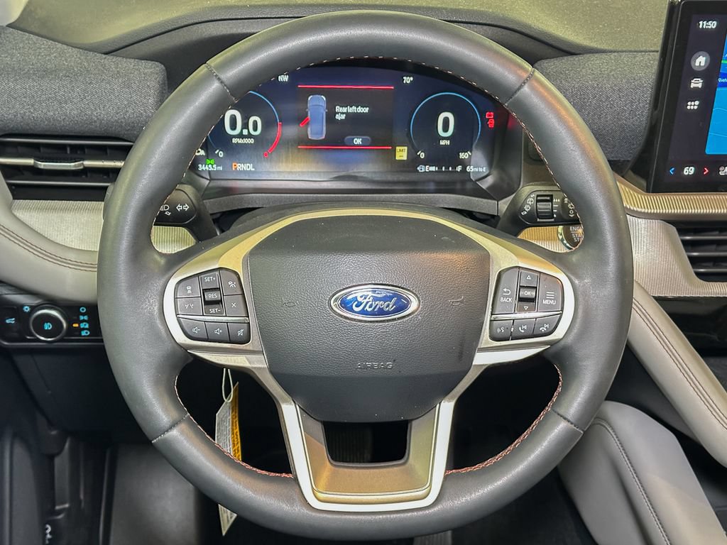 Used 2026 Ford Explorer Active w/ Active Comfort Package AWD/4WD image 32