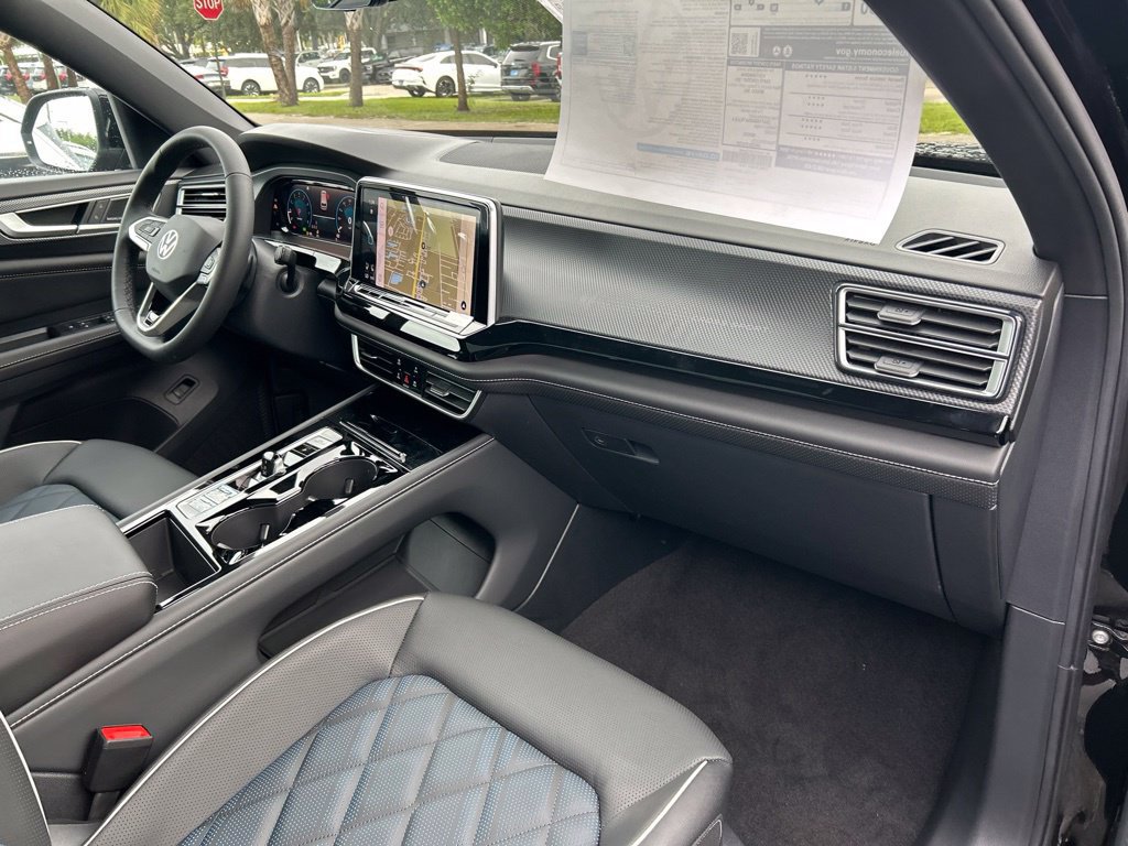 New 2026 Volkswagen Atlas Cross Sport SEL Premium R-Line AWD/4WD image 45