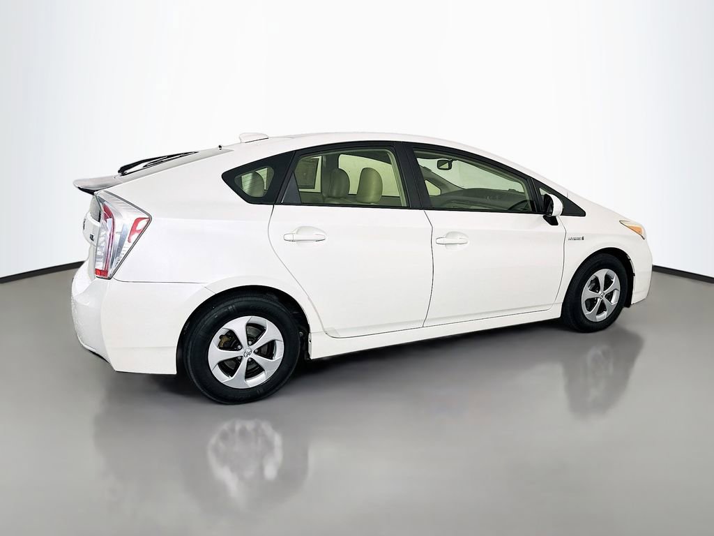 Used 2013 Toyota Prius Four w/ Deluxe Solar Roof Pkg image 8
