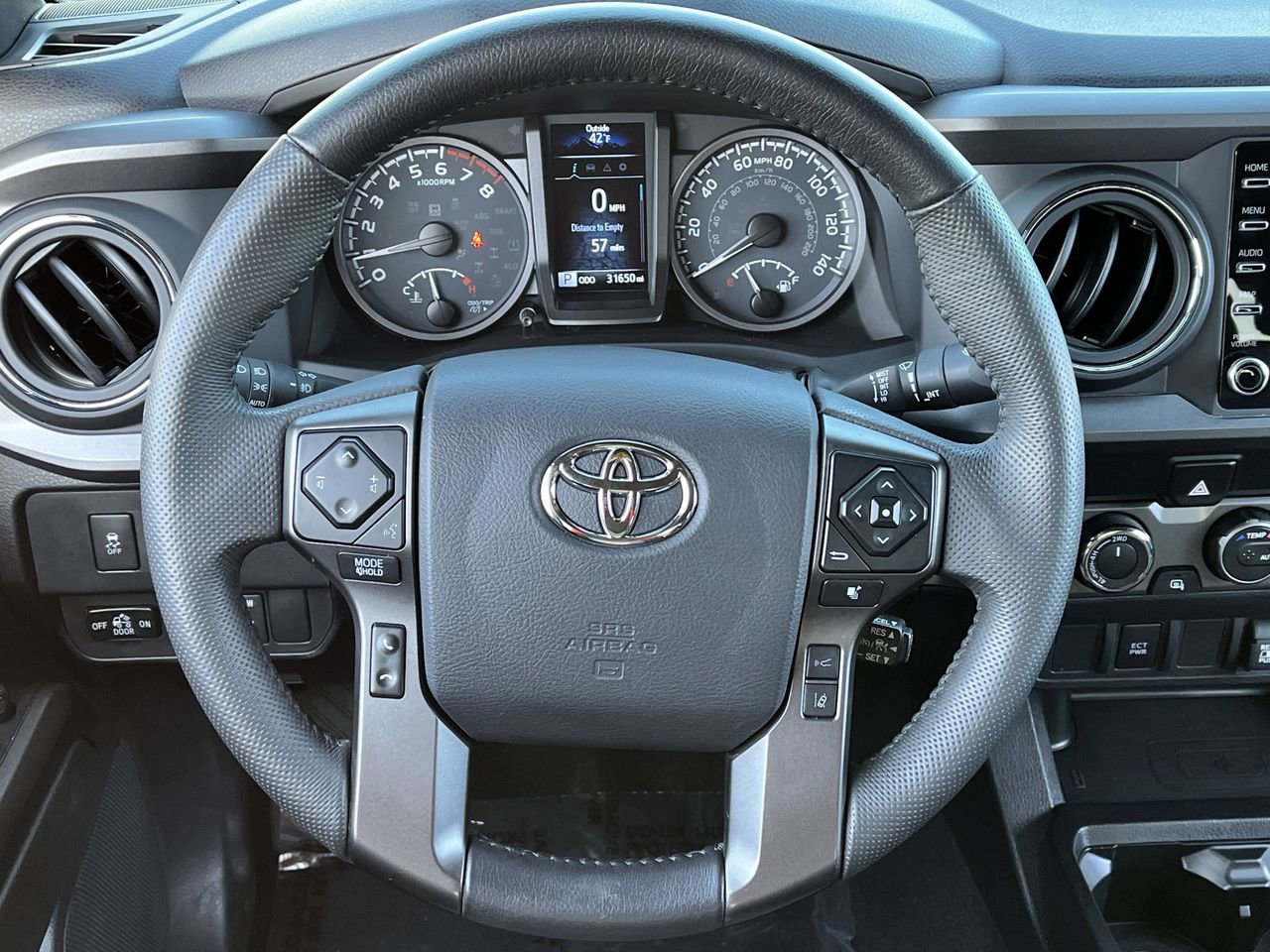 Used 2023 Toyota Tacoma TRD Off-Road image 11