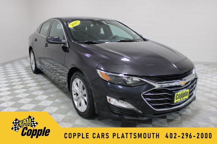 Used 2023 Chevrolet Malibu LT image 1