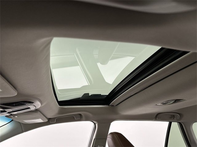 Used 2021 Subaru Outback Touring w/ Popular Package #2 image 22