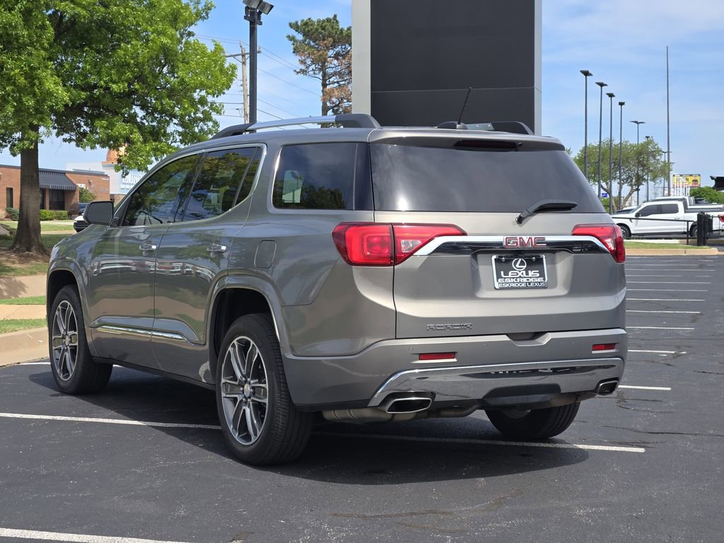 Used 2019 GMC Acadia Denali w/ Technology Package FWD image 5