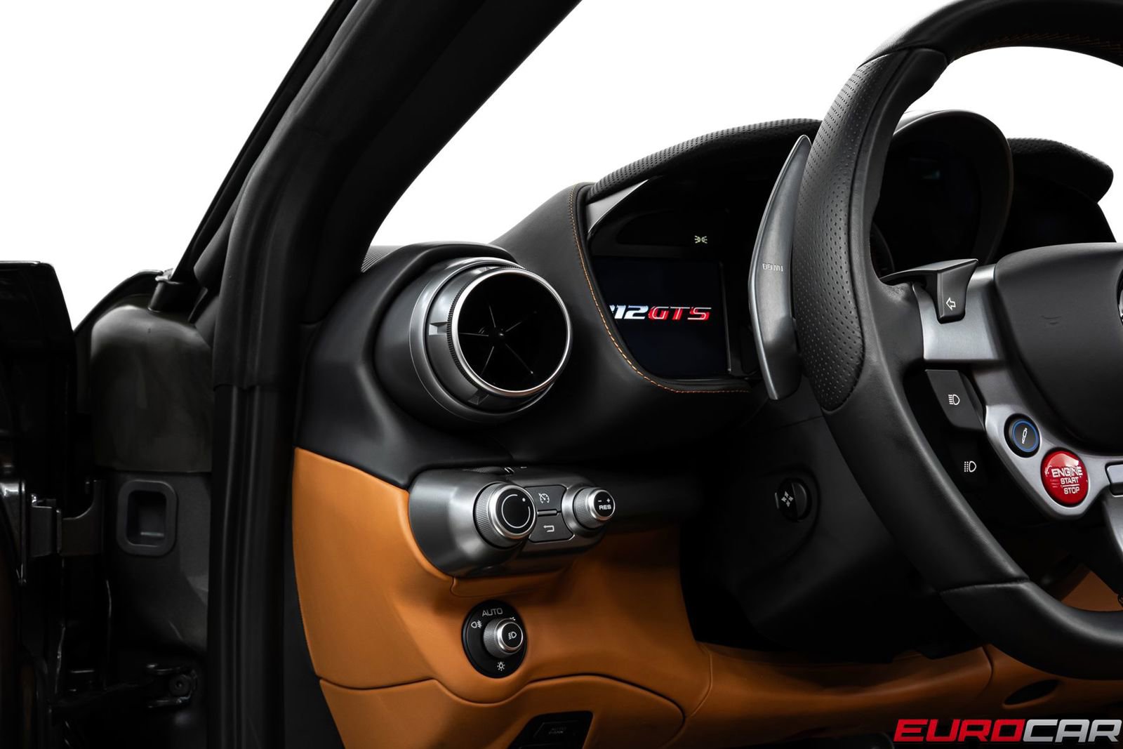 Used 2021 Ferrari 812 GTS RWD image 30