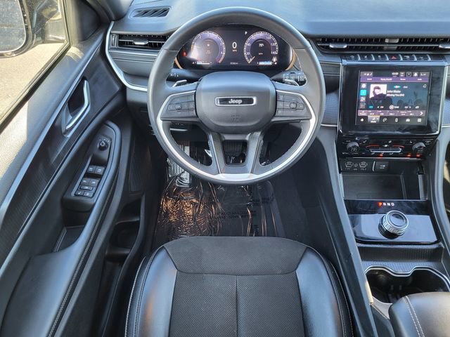 Certified 2024 Jeep Grand Cherokee Altitude AWD/4WD image 21