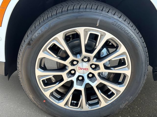 New 2026 GMC Yukon XL Denali w/ Denali Reserve Package AWD/4WD image 10