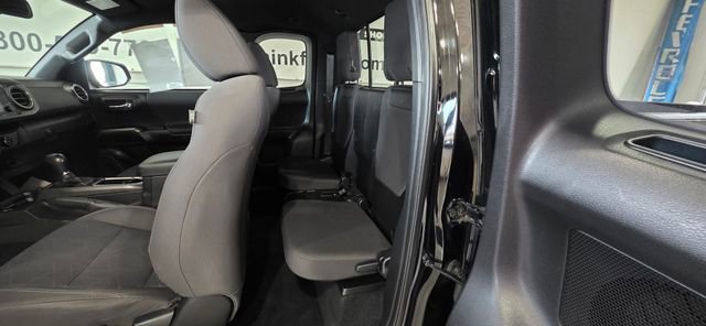 Used 2017 Toyota Tacoma TRD Sport image 24