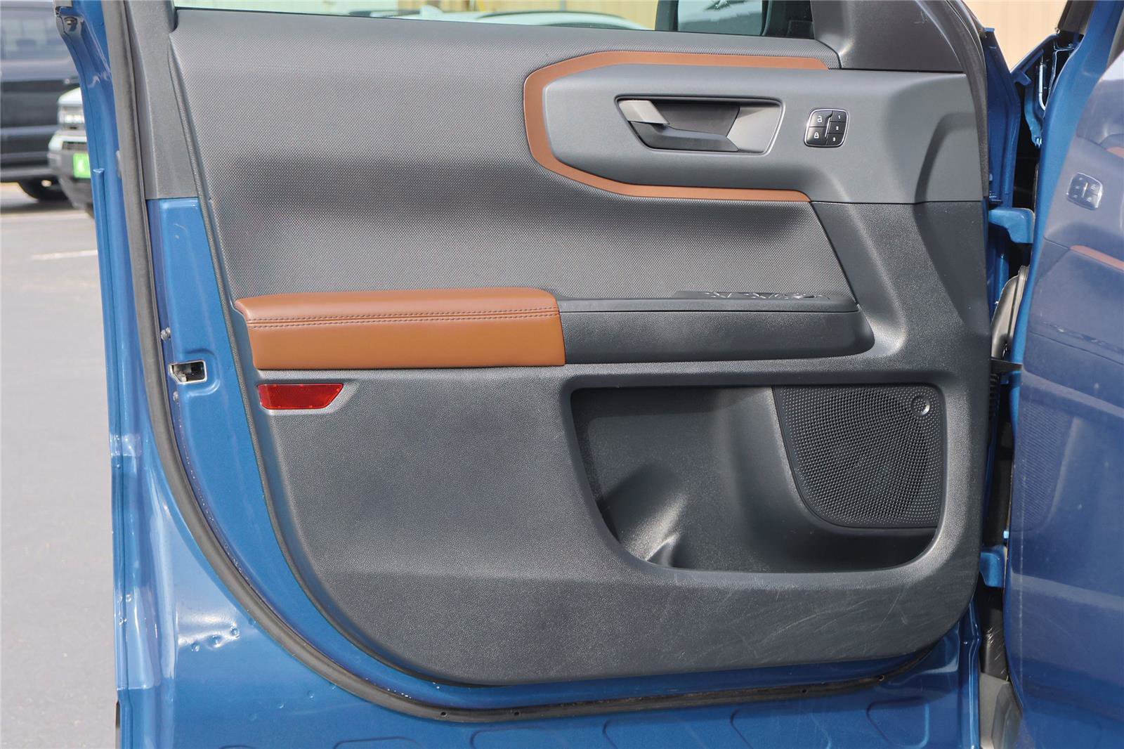 Certified 2024 Ford Bronco Sport Outer Banks image 12