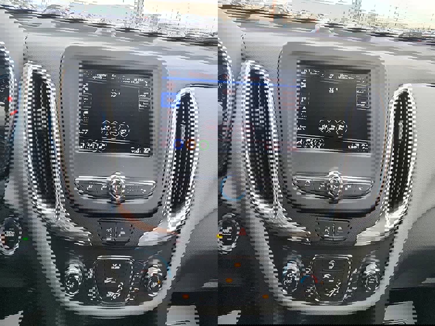 Used 2023 Chevrolet Equinox LS w/ LS Convenience Package image 22