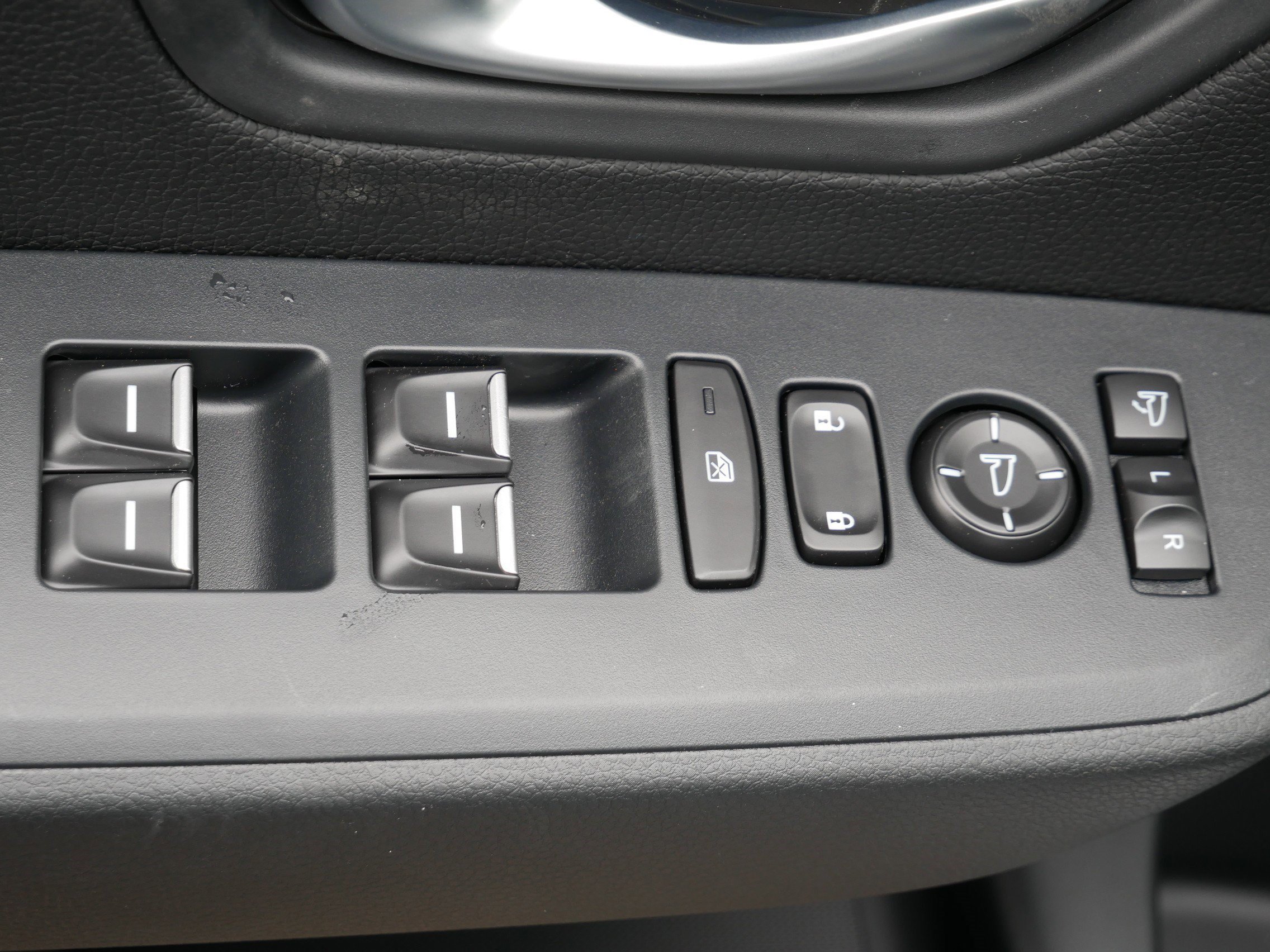 New 2026 Honda Pilot Black Edition image 12