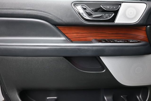 Used 2023 Lincoln Navigator Reserve RWD image 12