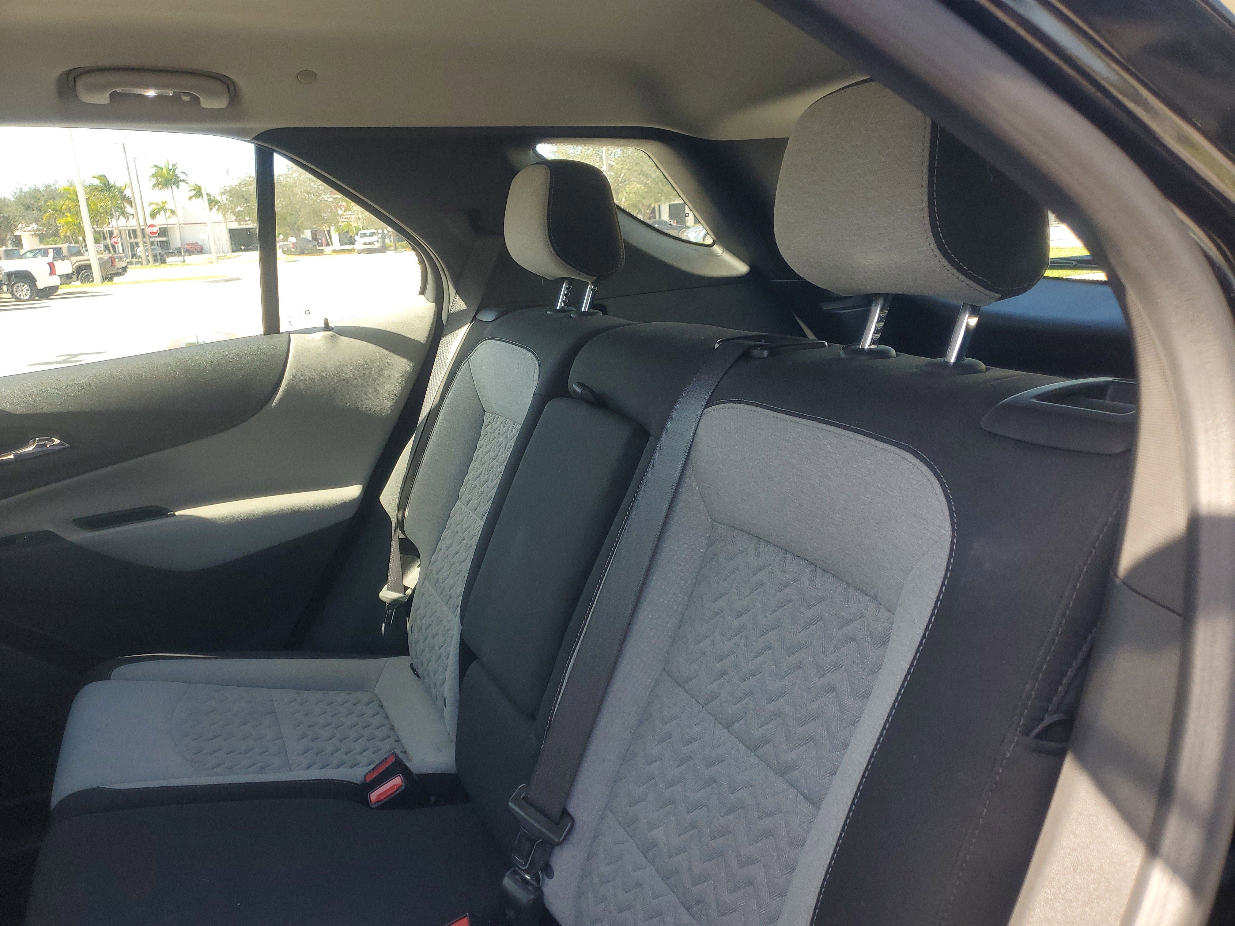 Used 2023 Chevrolet Equinox LS image 12