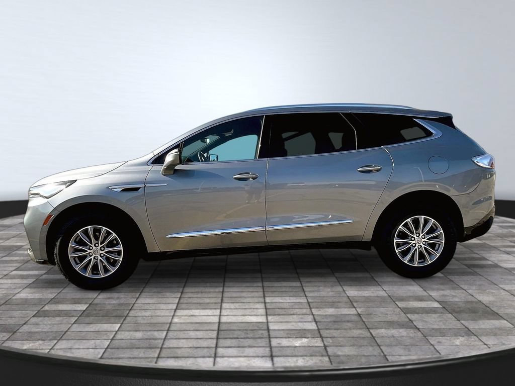 Used 2024 Buick Enclave Premium AWD/4WD image 4
