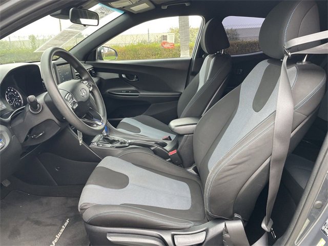 Used 2019 Hyundai Veloster 2.0 image 17