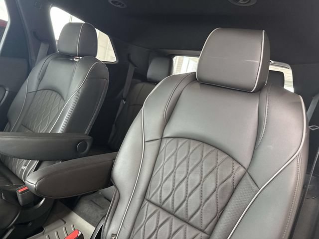 Used 2022 Buick Enclave Avenir w/ Avenir Technology Package AWD/4WD image 33