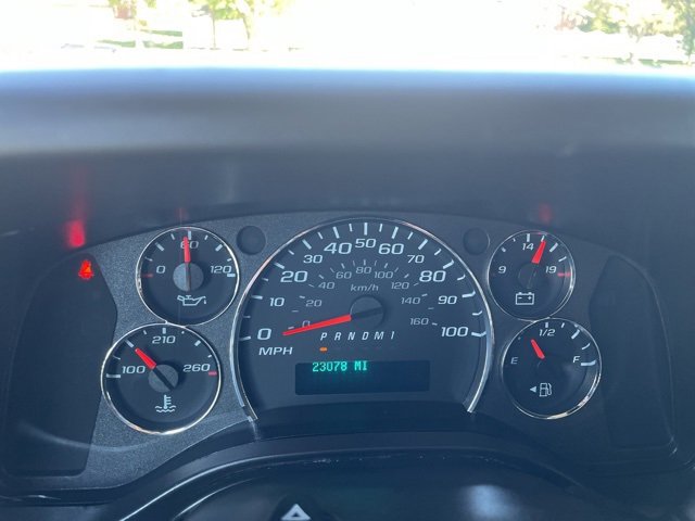 Used 2024 Chevrolet Express 2500 w/ Driver Convenience Package image 25