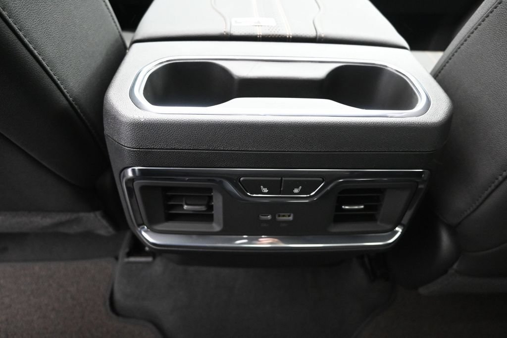 New 2026 Chevrolet Silverado 1500 High Country w/ Midnight Edition AWD/4WD image 20