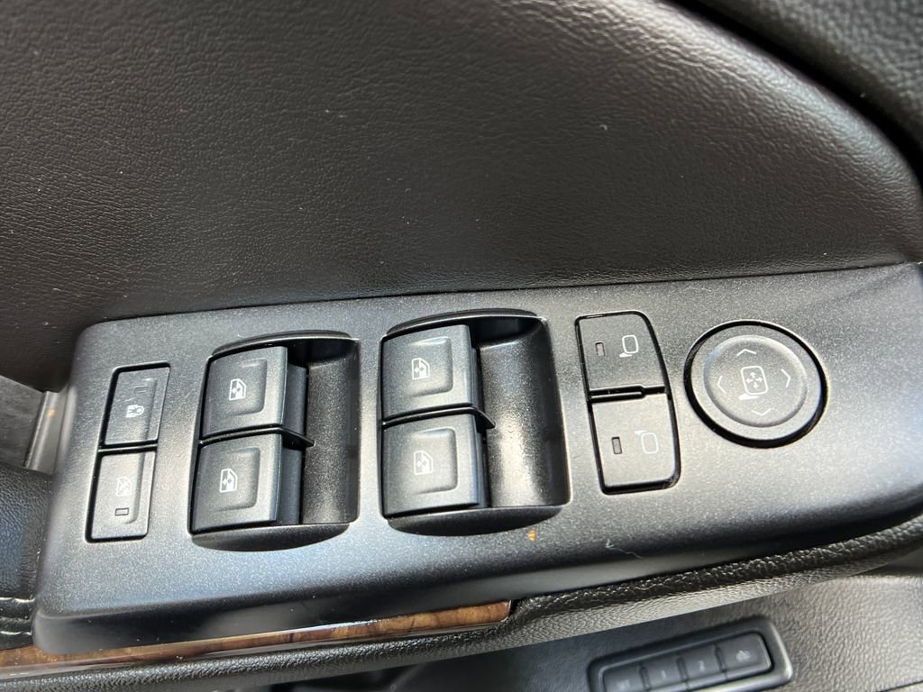 Used 2019 Chevrolet Tahoe LT image 11