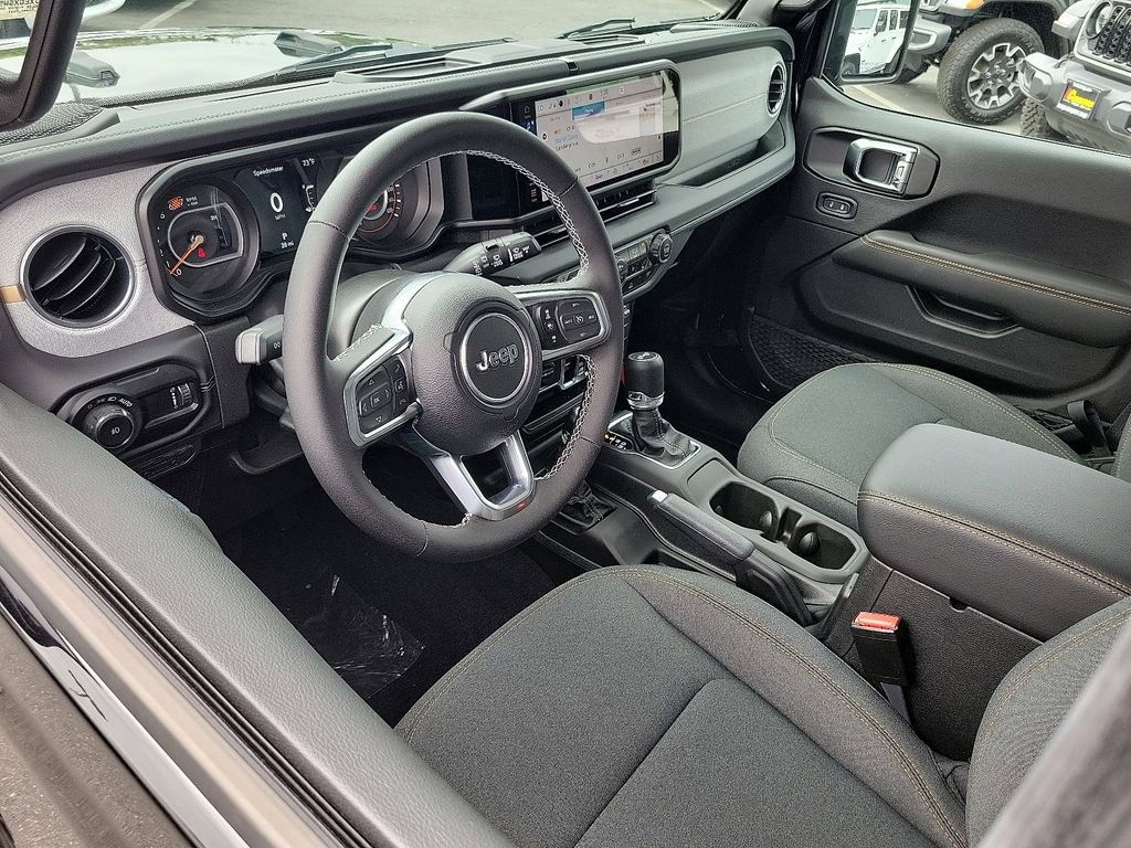 New 2025 Jeep Wrangler Sahara image 3