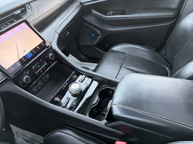 Used 2022 Jeep Grand Cherokee Overland w/ Luxury Tech Group IV image 23