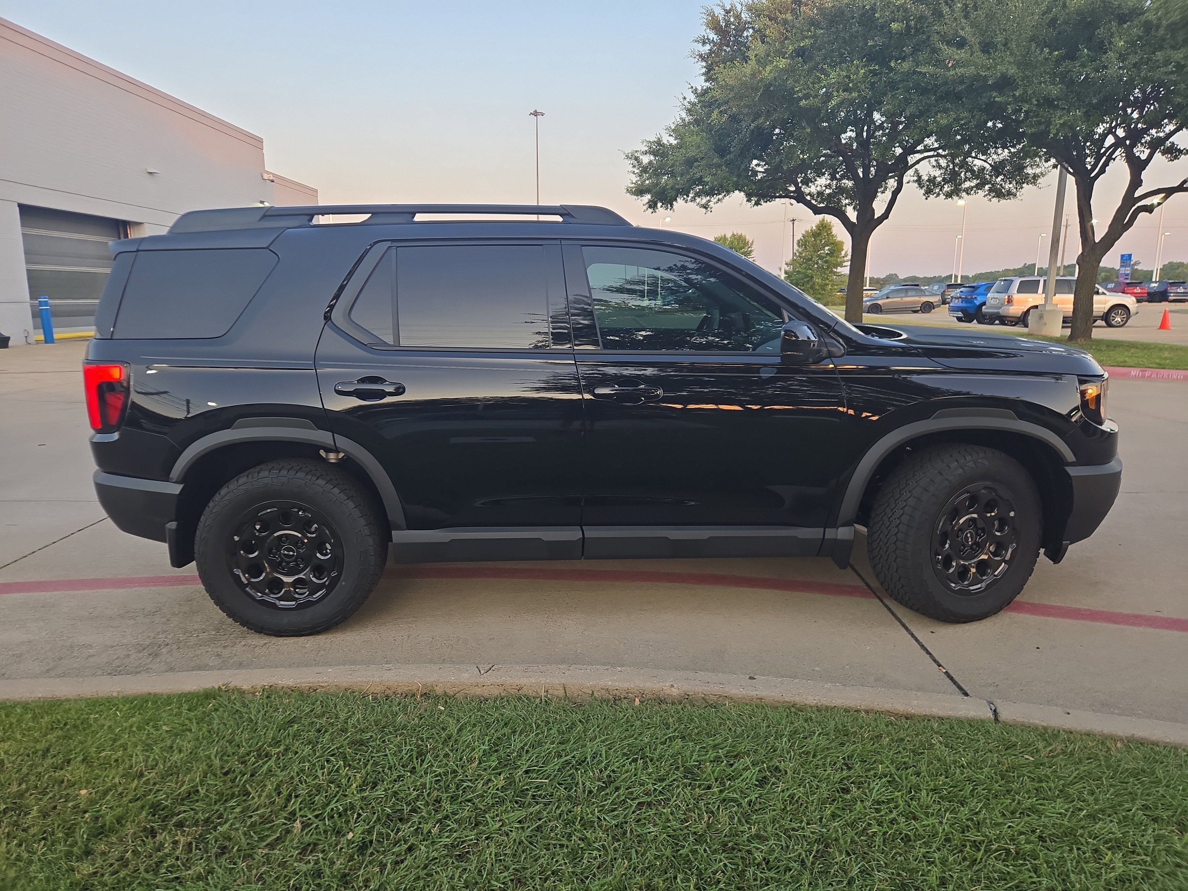 New 2027 Honda Passport TrailSport Elite image 10
