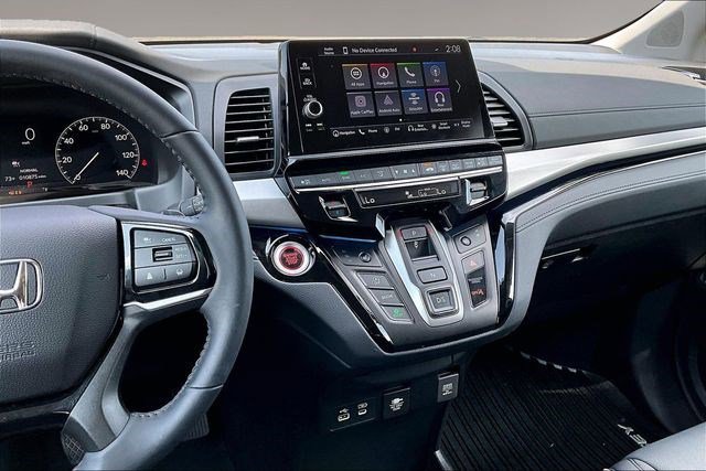 Certified 2025 Honda Odyssey Touring image 9