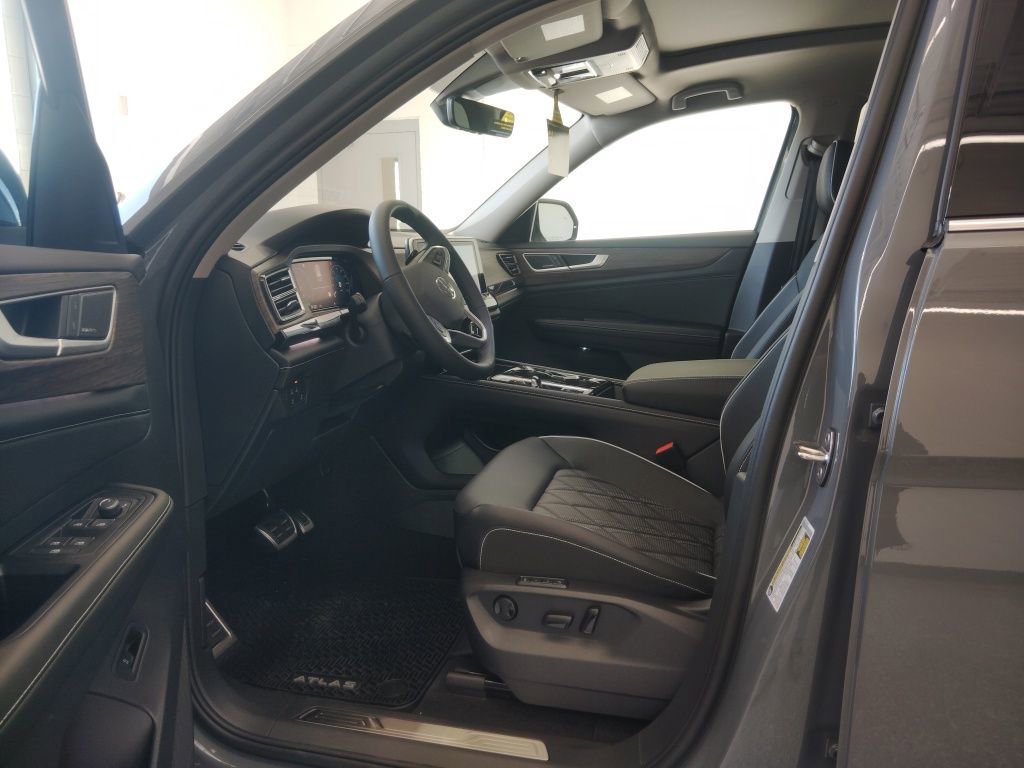 New 2026 Volkswagen Atlas SEL Premium R-Line image 11